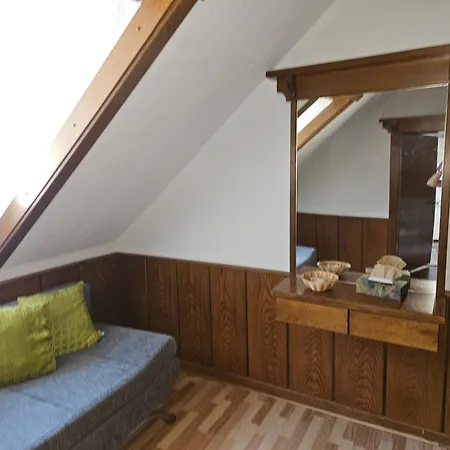 P Holding Apartment Proleb