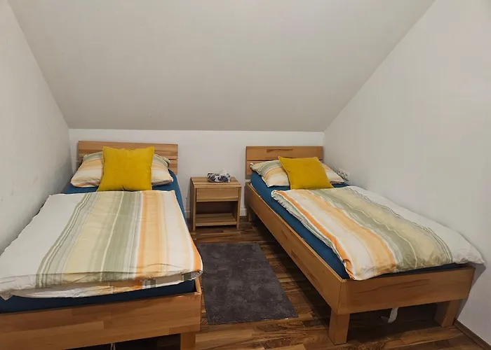 Apartmán P Holding *